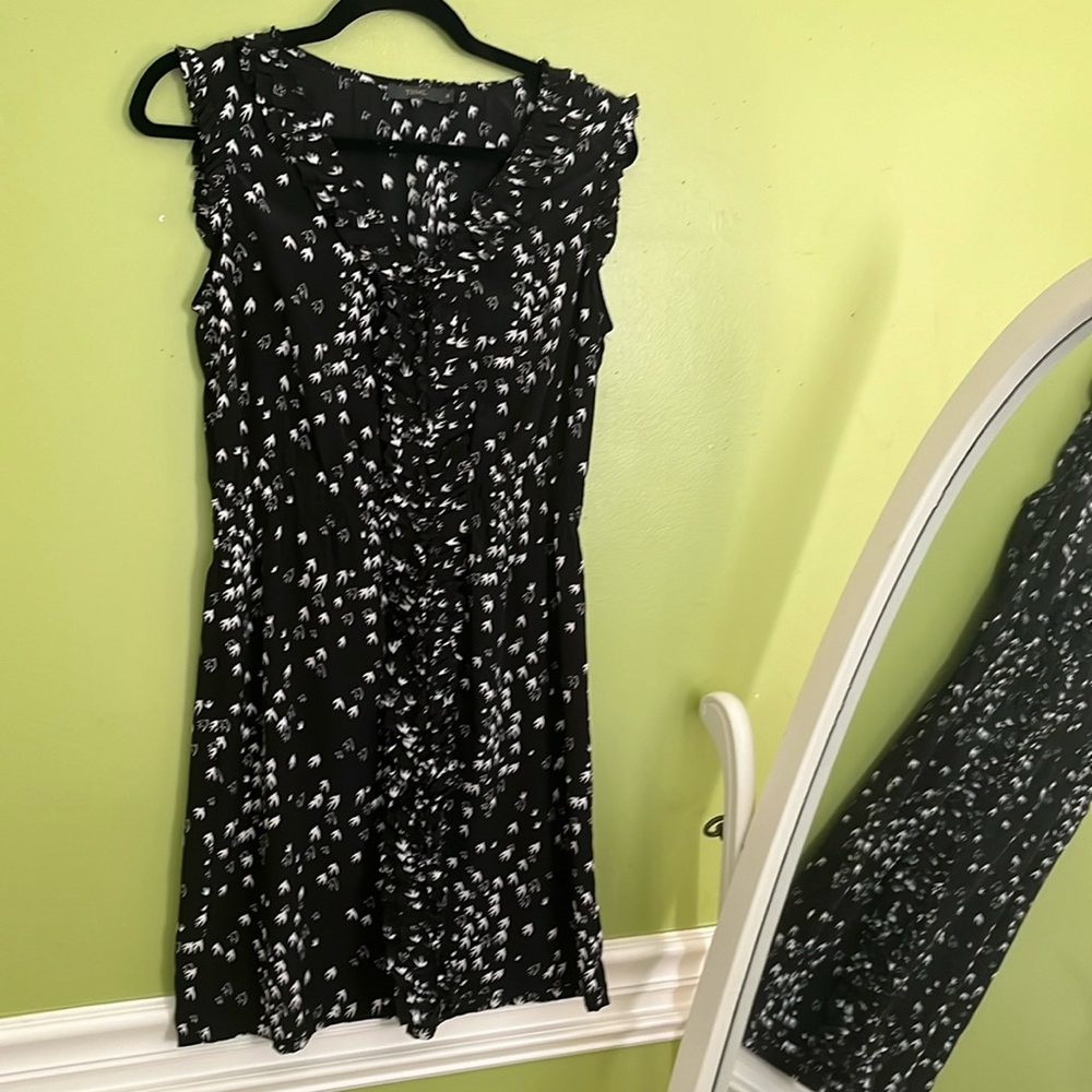 EUC THML Black White Sleeveless Ruffle Front Smocked Waist Sparrow Bird Dress